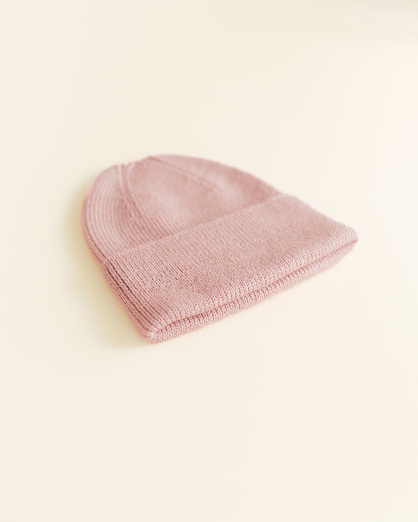 Hvid beanie Fonzie newborn AW25/26 - Powder