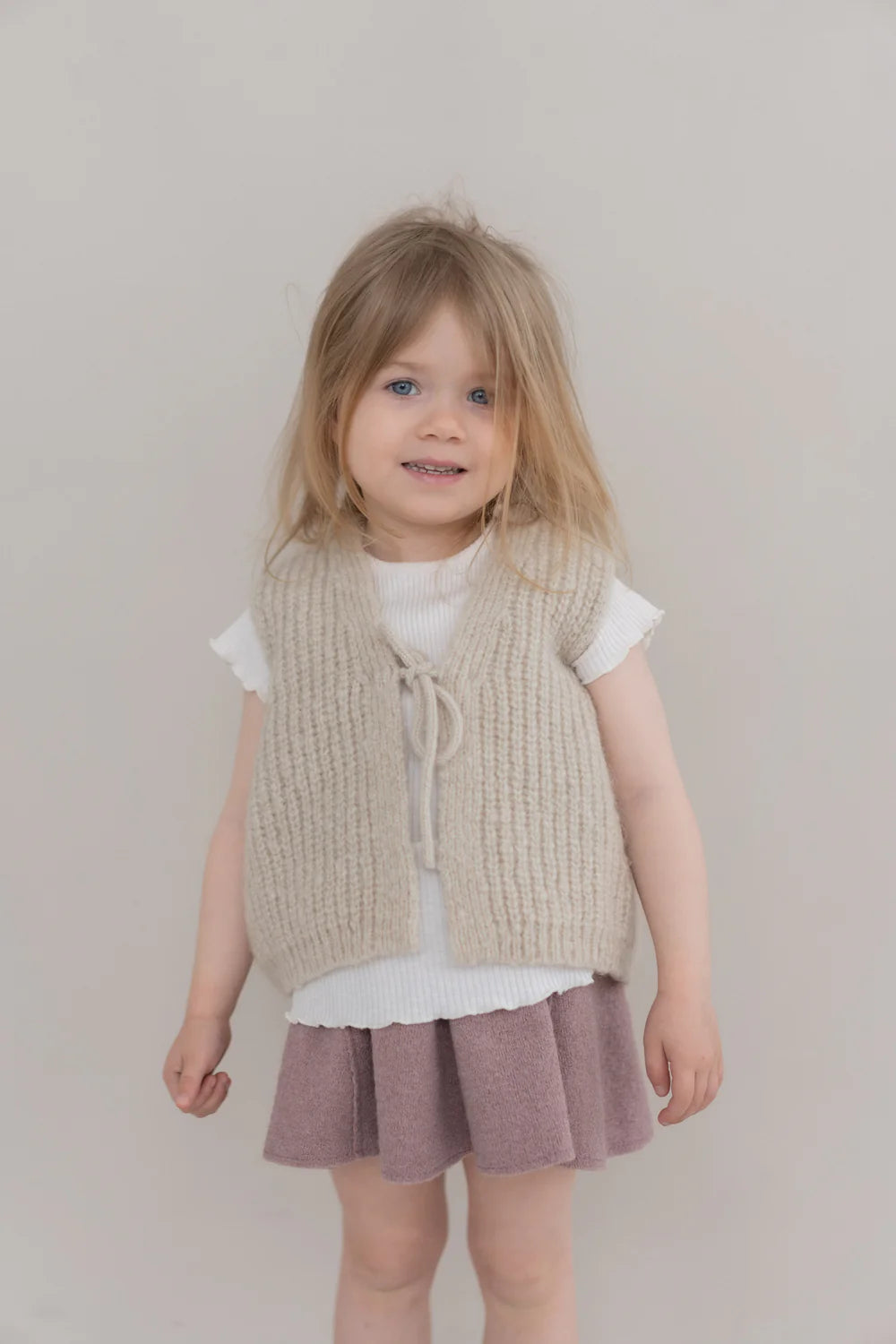 HALFEN alpaca kinder gilet met strikje - Beige