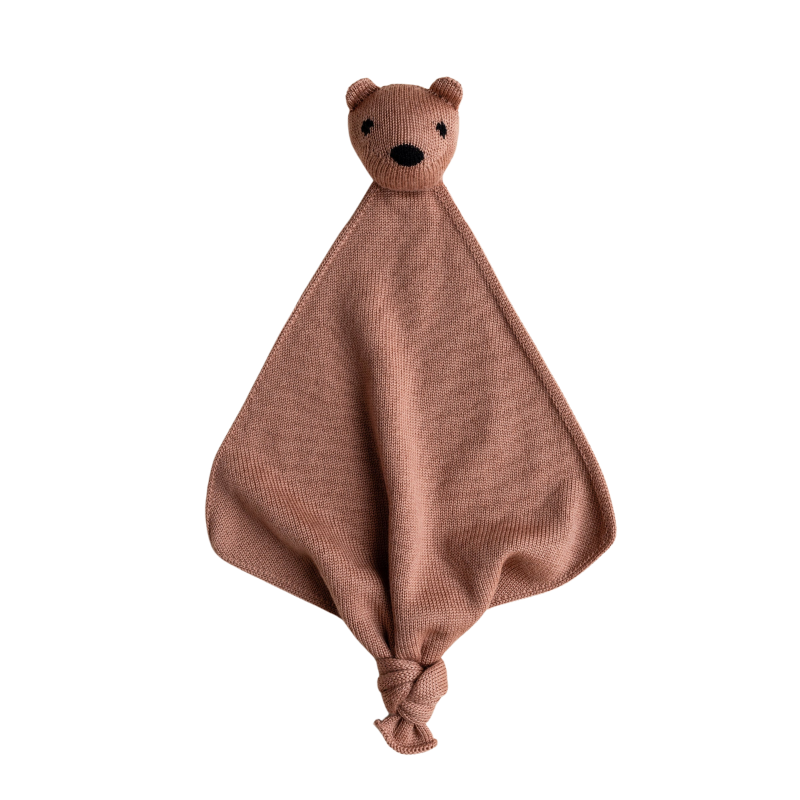 Hvid Teddy Tokki wollen knuffeldoekje in de kleur terracotta - de Wevershoek