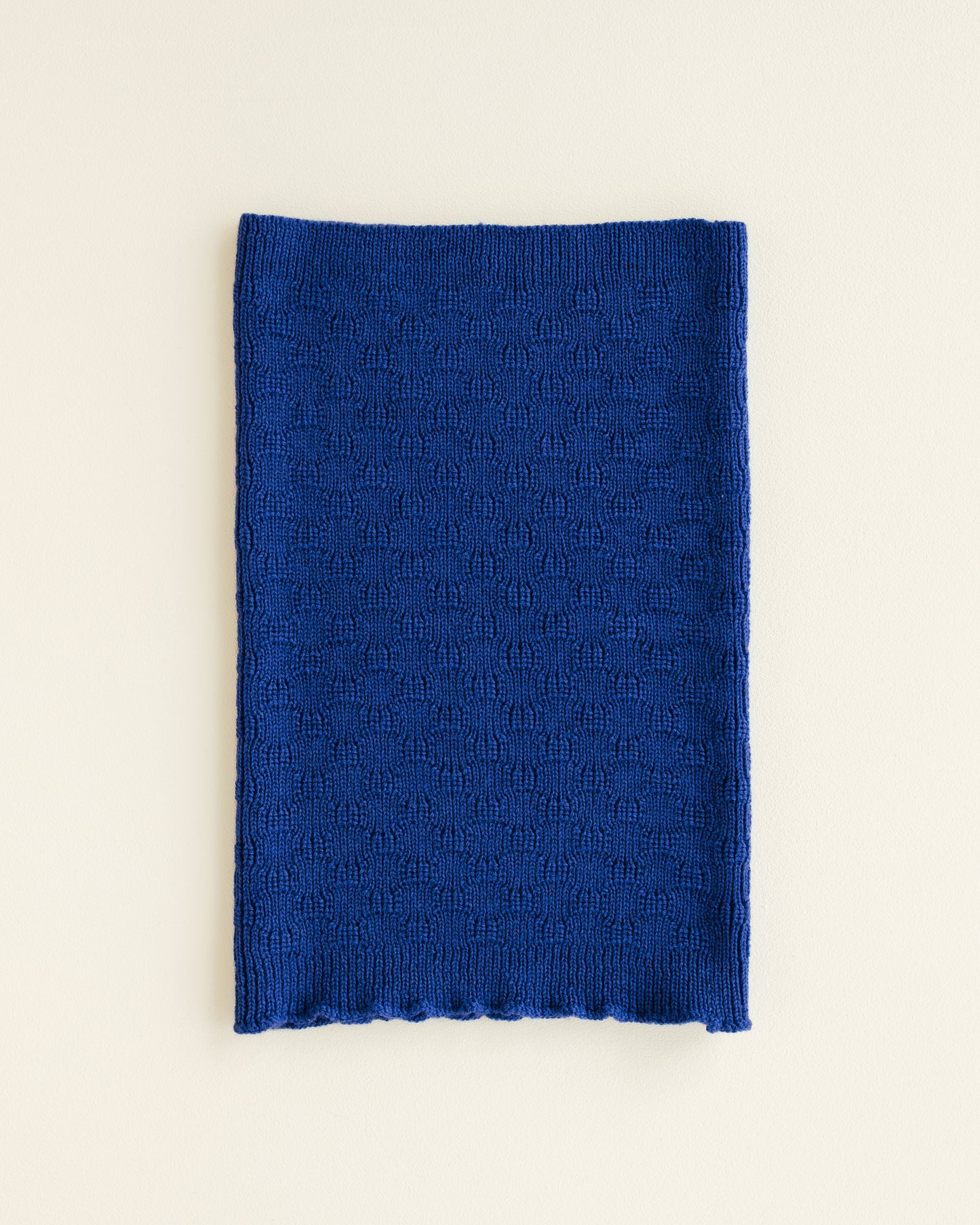 Hvid tube sjaal Gigi - Cobalt blue