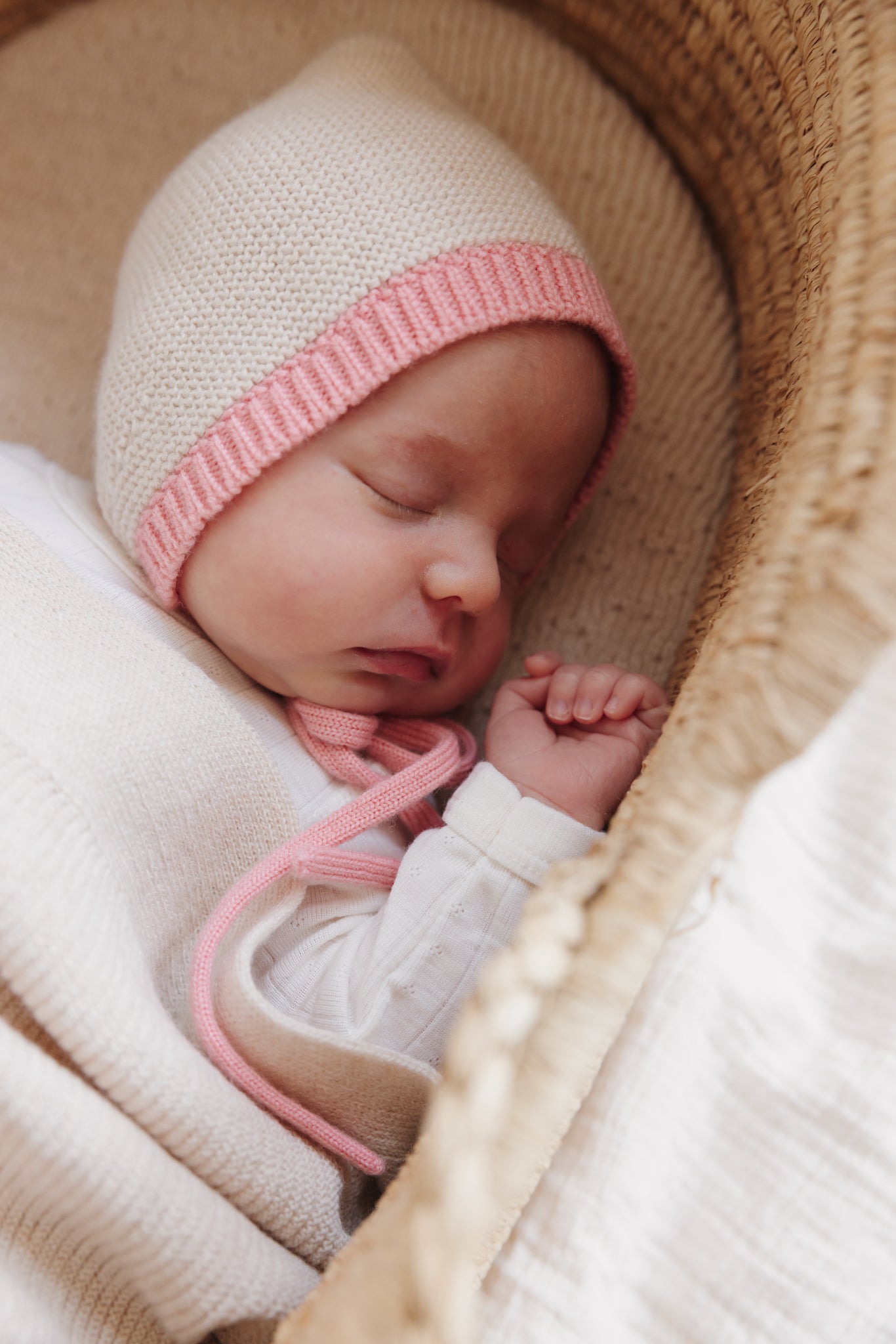 Hvid bow hat Dolly AW25/26 - Cream / Bubblegum