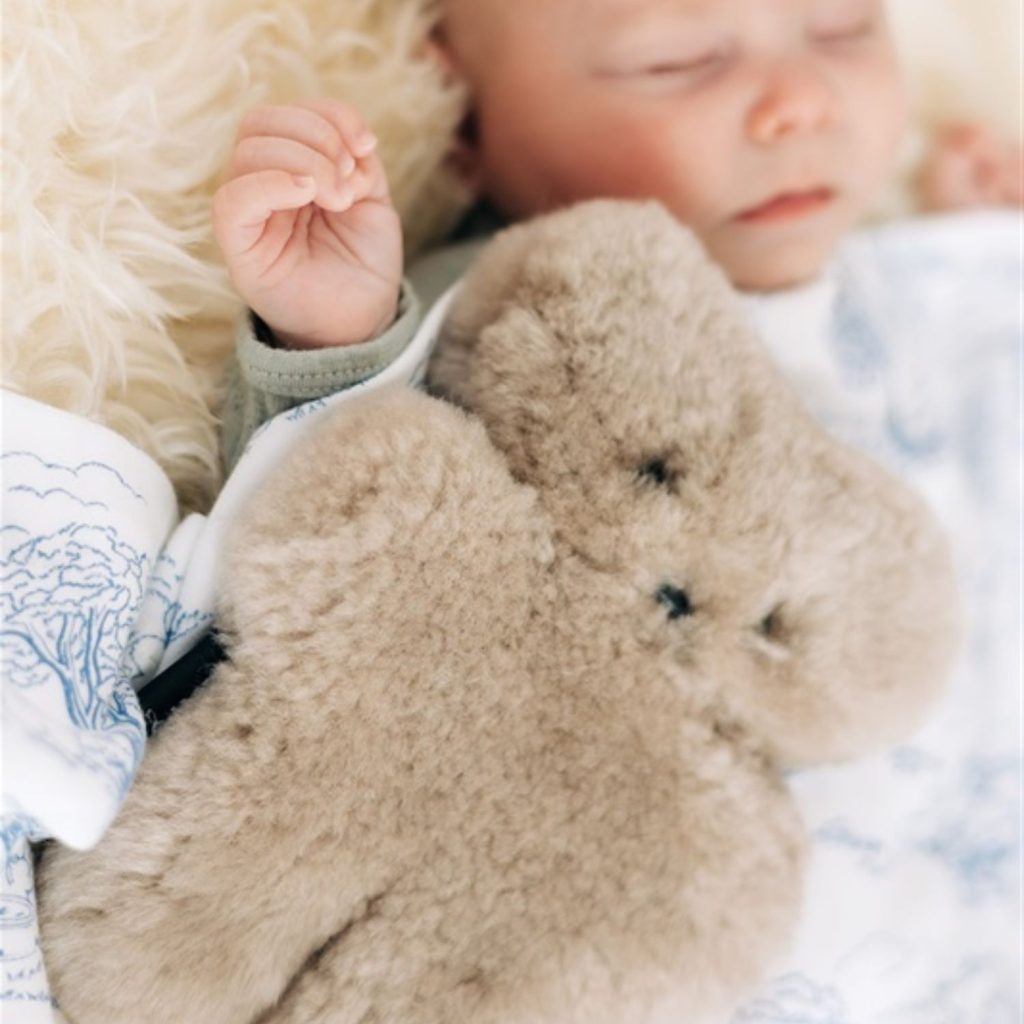 FLATOUTbear baby - Latte