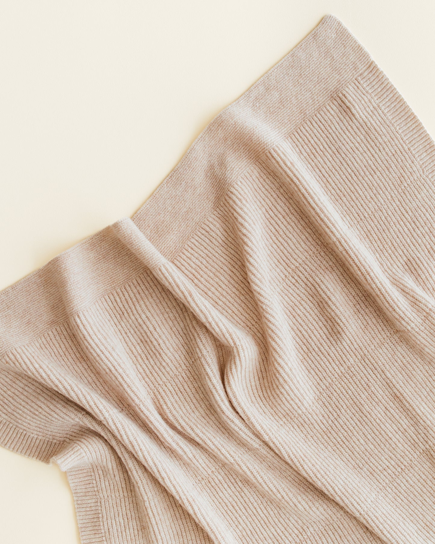 Hvid deken Gaston - Soft Beige