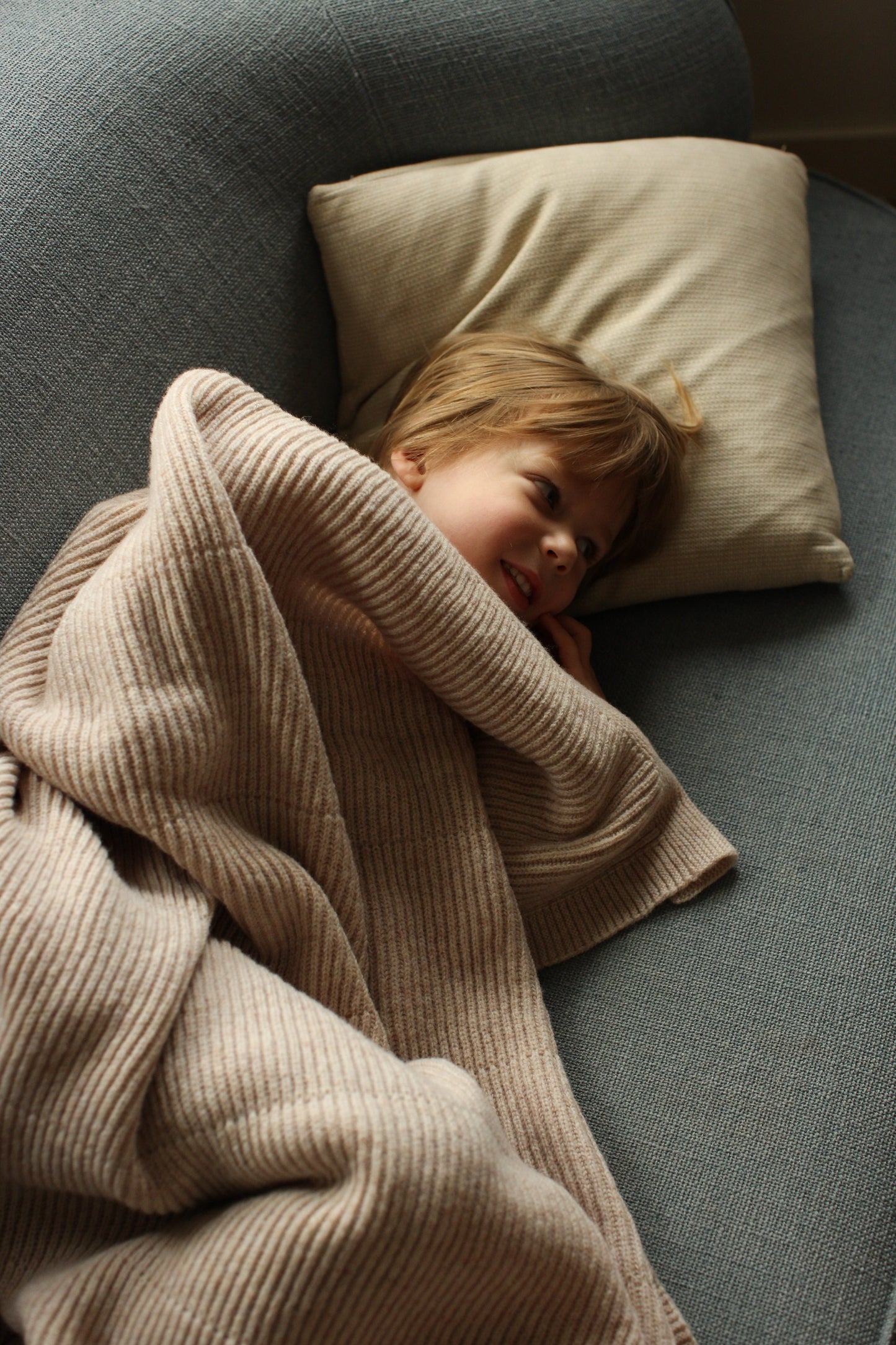 Hvid deken Gaston - Soft Beige