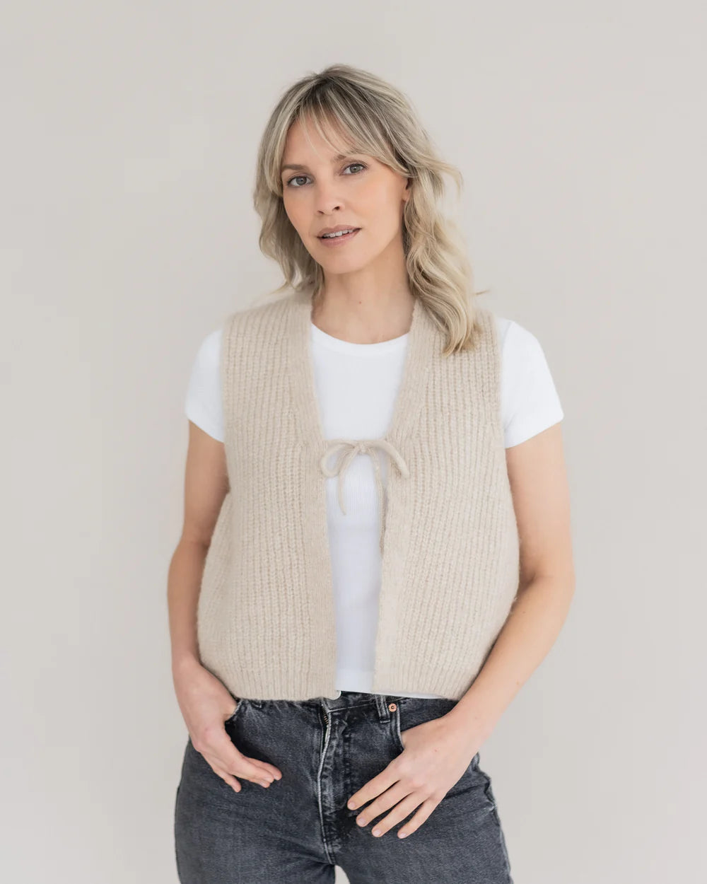 HALFEN alpaca dames gilet met strik - Beige