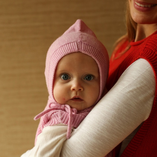 Hvid Pixie bonnet Isidor AW25/26 - Cotton candy