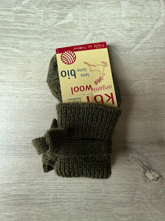 Hirsch Natur Strickschühchen - Olive