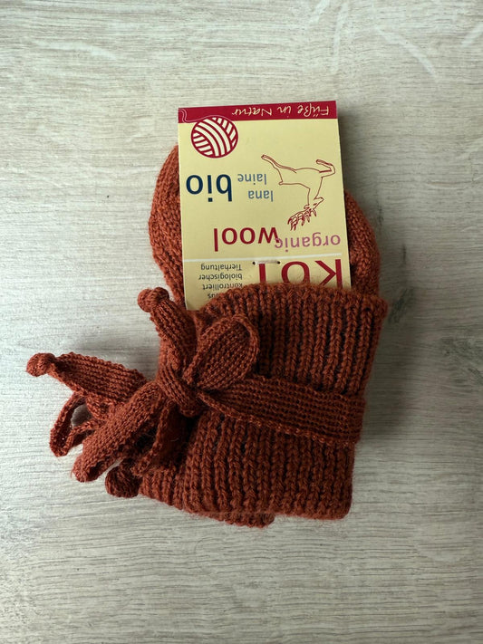 Hirsch Natur Strickschühchen - Rost