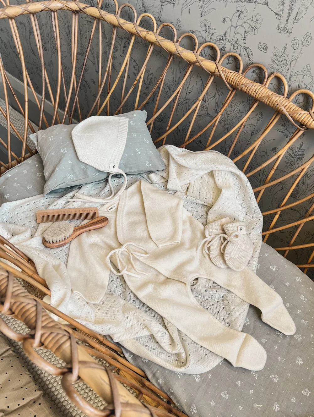 My Little Freckle Cashmere Bonnet - Ivory